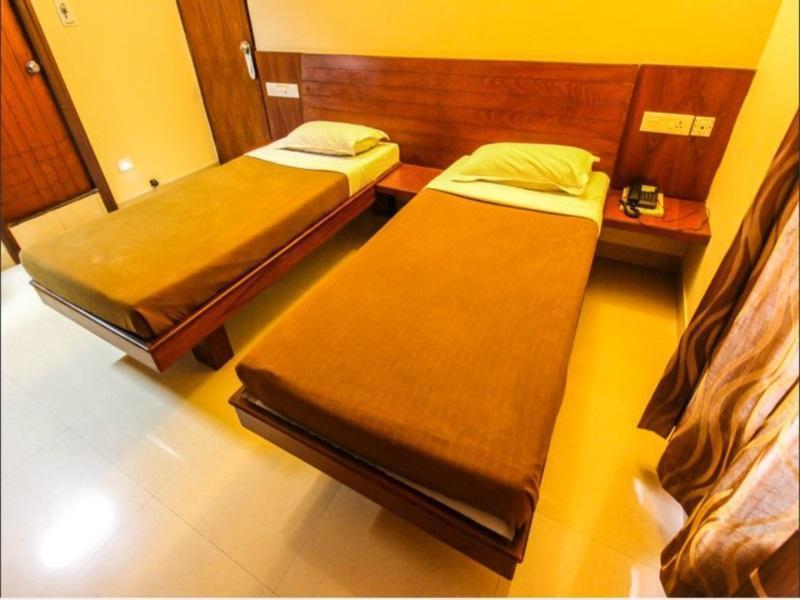ชีทอลเรสซิเดนซี่ Hotel บังกาลอร์ ภายนอก รูปภาพ