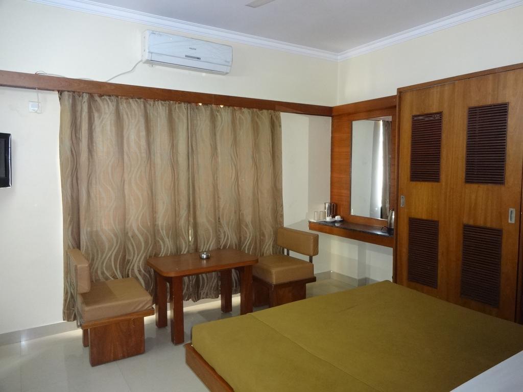 ชีทอลเรสซิเดนซี่ Hotel บังกาลอร์ ภายนอก รูปภาพ